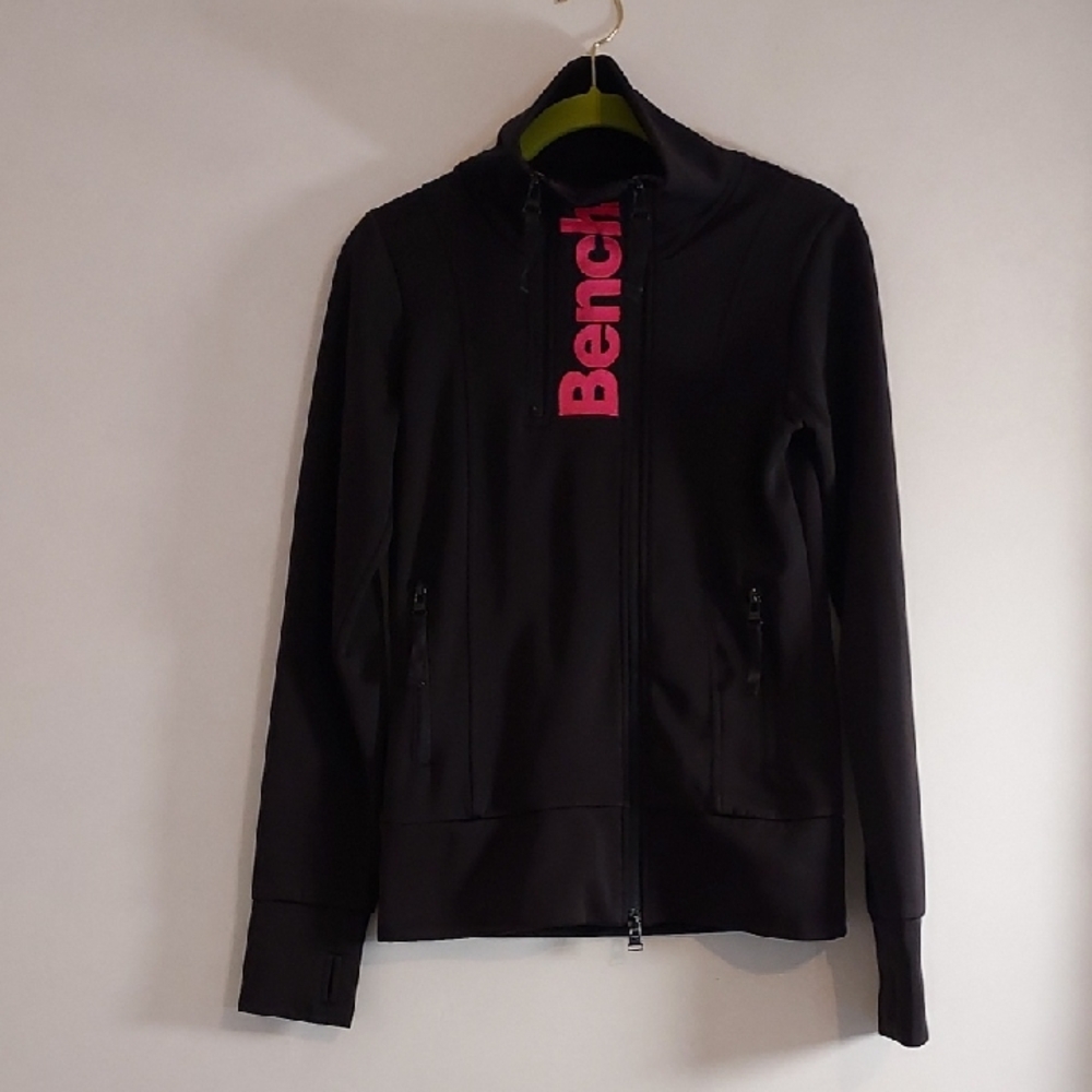 Bench Zippered Active Wear Jacket SIZE Small